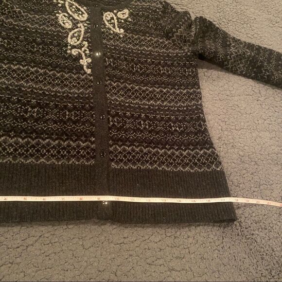 Eddie Bauer Lambswool Cardigan - Picture 4 of 15